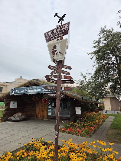 Visit Anchorage Log Cabin Visitor Information Center photo 4