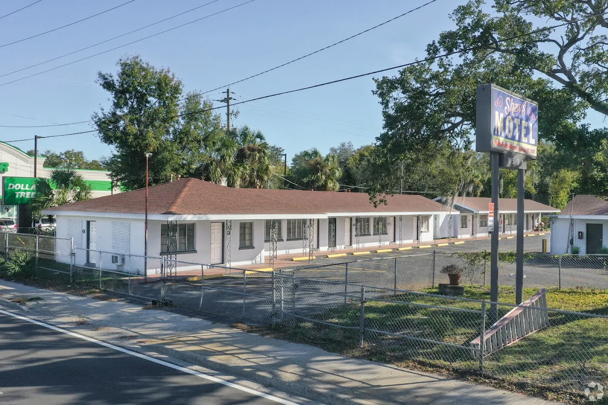 Shaw's Motel