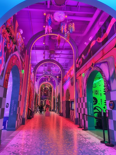 Meow Wolf Houston's Radio Tave photo 3