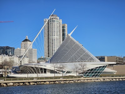 Milwaukee Art Museum photo 2
